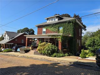 209 Oak Street, City Of But Ne, PA 16001