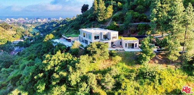 11531 Orum Road, Los Angeles, CA 90049