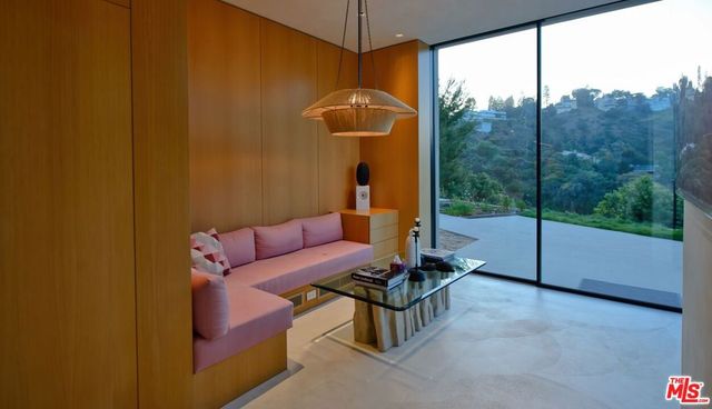 11531 Orum Road, Los Angeles, CA 90049