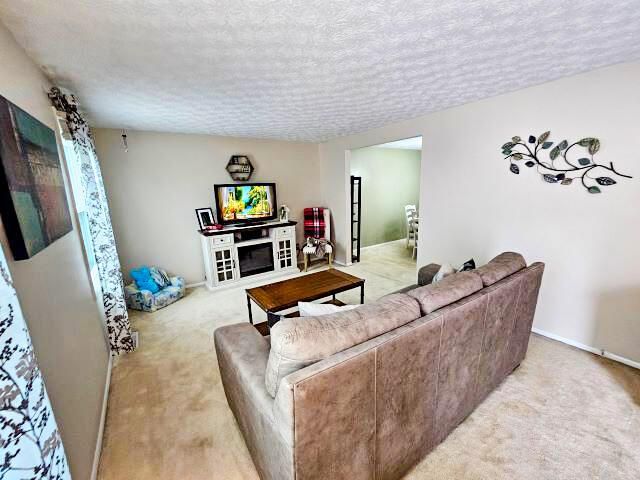 424 Sycamore Drive, Pickerington, OH 43147