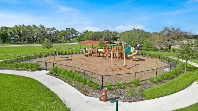 1556 GLADEWATER RD 1556, Kissimmee, FL 34744