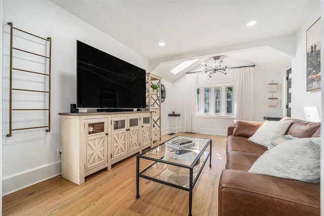 1007 Mohawk Avenue, Royal Oak, MI 48067