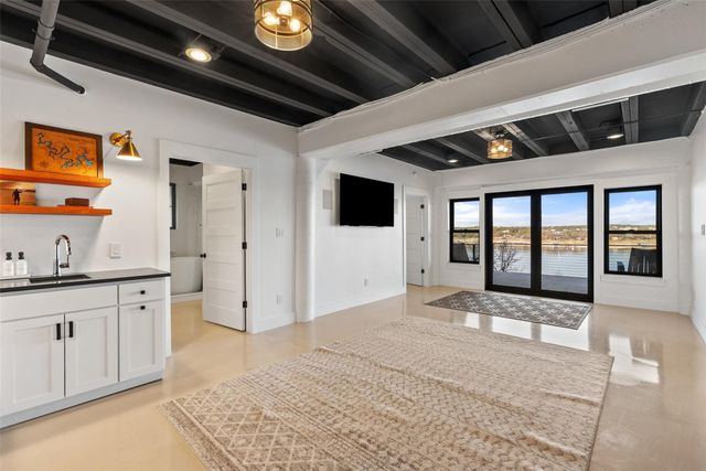 1700 Buffalo-Gap RD, Austin, TX 78734