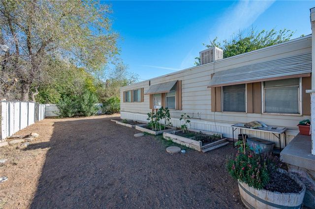 4015 E Lum Avenue, Kingman, AZ 86409