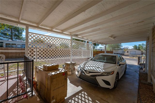 4015 E Lum Avenue, Kingman, AZ 86409