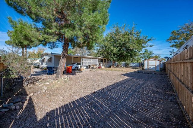 4015 E Lum Avenue, Kingman, AZ 86409