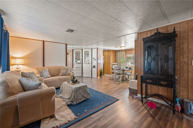 4015 E Lum Avenue, Kingman, AZ 86409