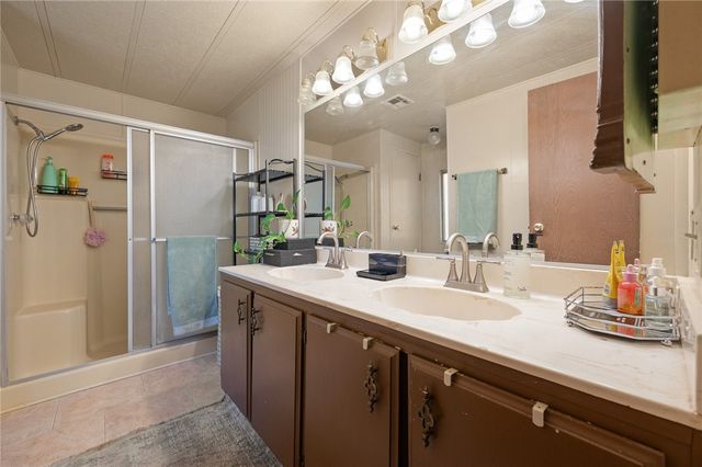 4015 E Lum Avenue, Kingman, AZ 86409