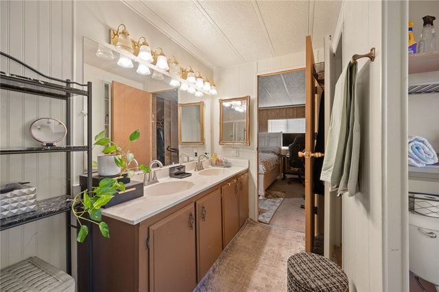 4015 E Lum Avenue, Kingman, AZ 86409