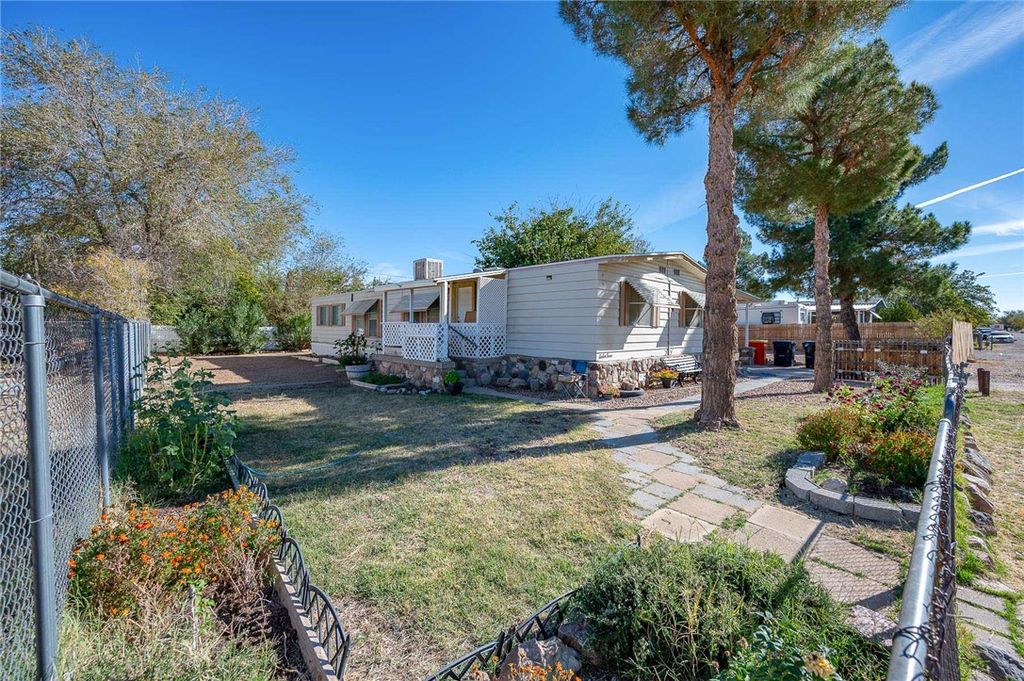 4015 E Lum Avenue, Kingman, AZ 86409