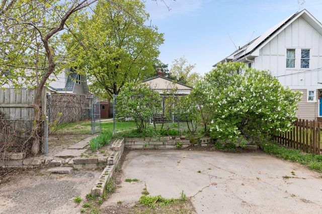 4146 Upton Avenue N, Minneapolis, MN 55412