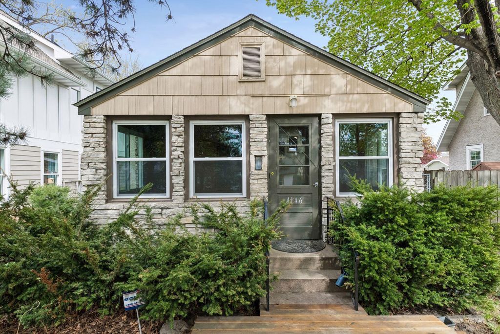 4146 Upton Avenue N, Minneapolis, MN 55412