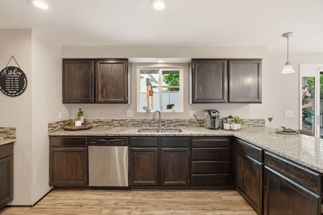 13215 E Heroy Ave, Spokane Valley, WA 99216