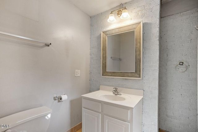 1111 Brookside Drive, Raleigh, NC 27604