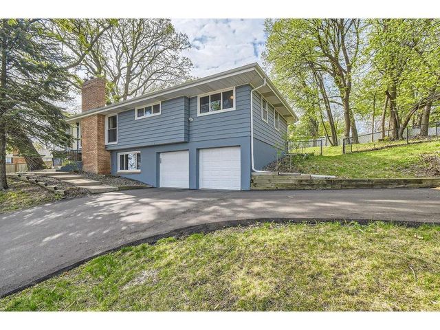 1316 Holdridge Terrace, Wayzata, MN 55391