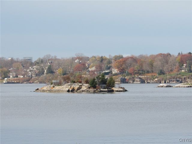 23 Dockside, Morristown, NY 13664