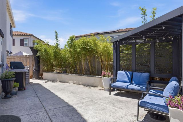 12201 Encanto Way, Rancho Cordova, CA 95742