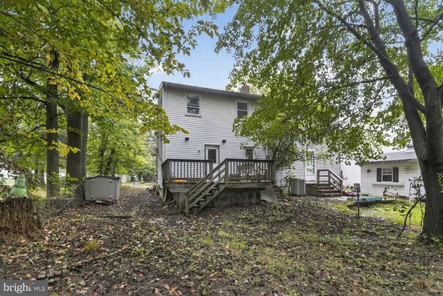 389 MCKINLEY AVE, Morrisville, PA 19067