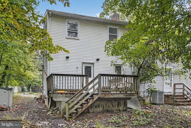 389 MCKINLEY AVE, Morrisville, PA 19067