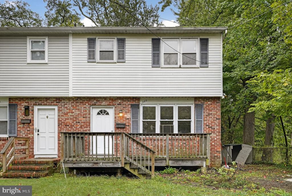 389 MCKINLEY AVE, Morrisville, PA 19067