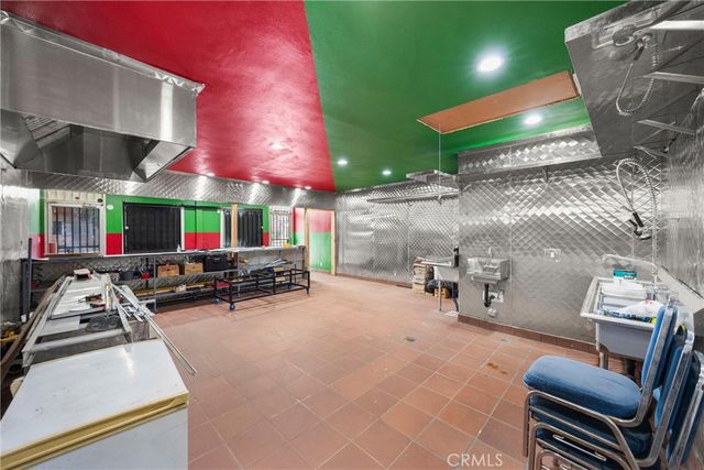 716 S Long Beach Blvd, Compton, CA 90221