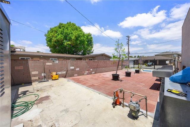 716 S Long Beach Blvd, Compton, CA 90221