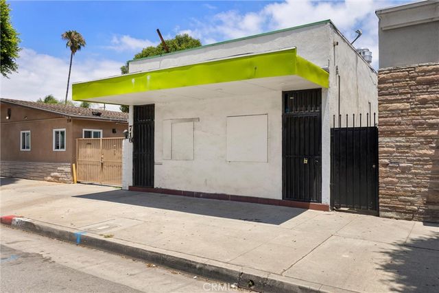 716 S Long Beach Blvd, Compton, CA 90221