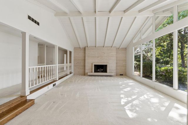 1700 McClaren Dr, Carmichael, CA 95608