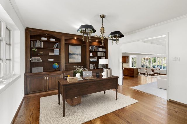 1700 McClaren Dr, Carmichael, CA 95608