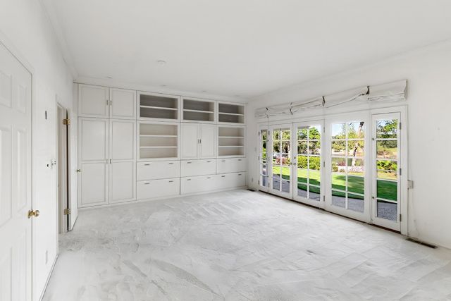 1700 McClaren Dr, Carmichael, CA 95608