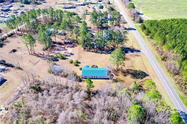 3191 Midway Church Road, Blackshear, GA 31516