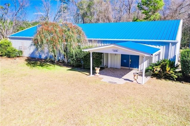 3191 Midway Church Road, Blackshear, GA 31516