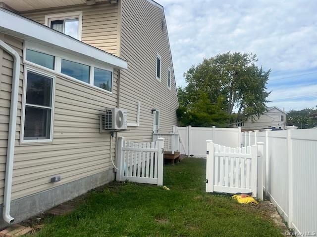 187 Nassau Lane Lane, Hempstead, NY 11558