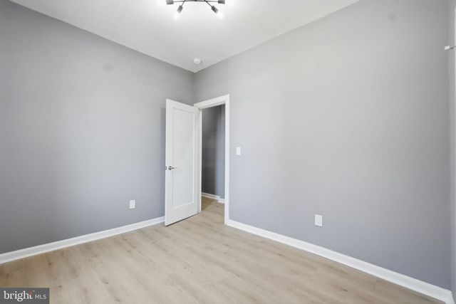 527 S SMALLWOOD ST, Baltimore, MD 21223