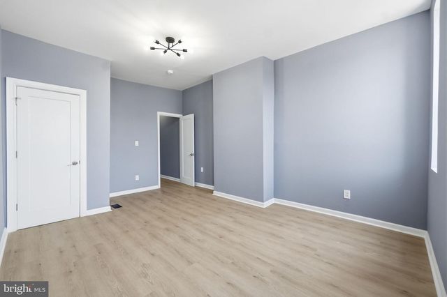 527 S SMALLWOOD ST, Baltimore, MD 21223