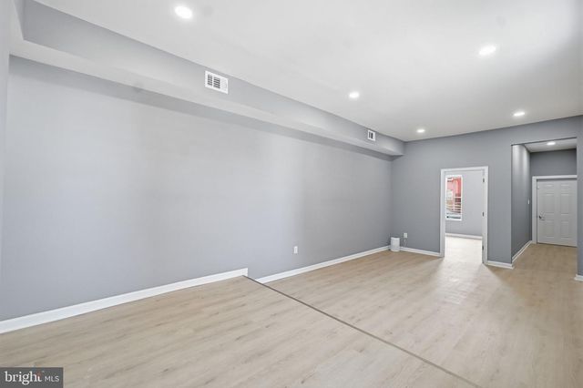 527 S SMALLWOOD ST, Baltimore, MD 21223