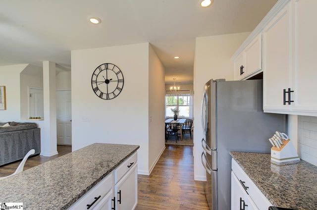 106 Hartridge Drive, Simpsonville, SC 29680