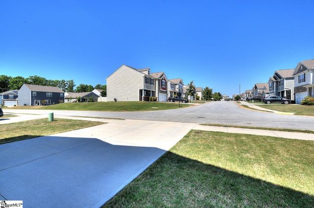 106 Hartridge Drive, Simpsonville, SC 29680