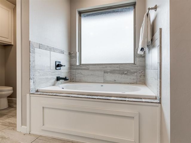 609 Red River Drive, Yukon, OK 73099