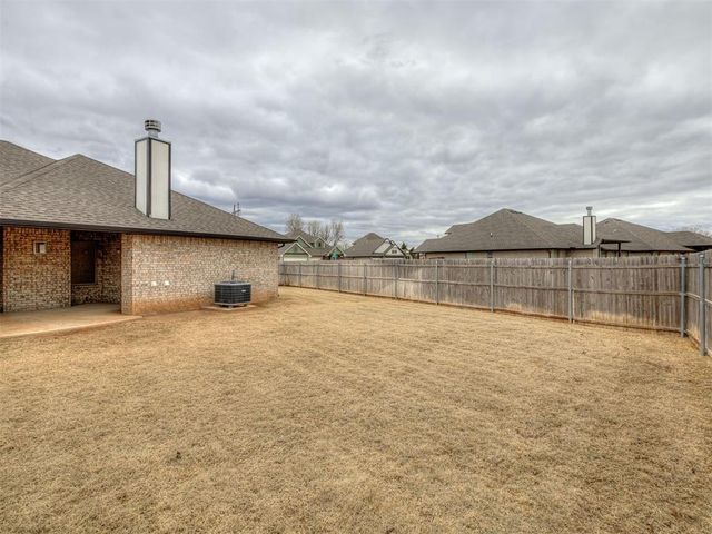 609 Red River Drive, Yukon, OK 73099