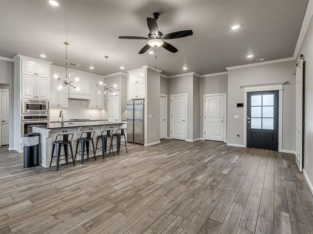 609 Red River Drive, Yukon, OK 73099