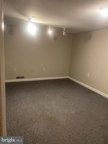 207 CHANNING DR, Bear, DE 19701