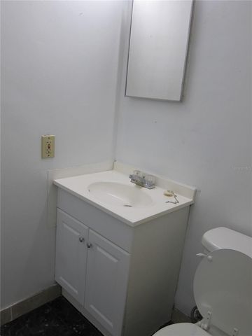 6417 SW 9TH AVENUE D, Gainesville, FL 32607