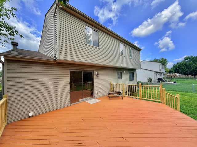 916 Lateglow Court, Newark, OH 43055