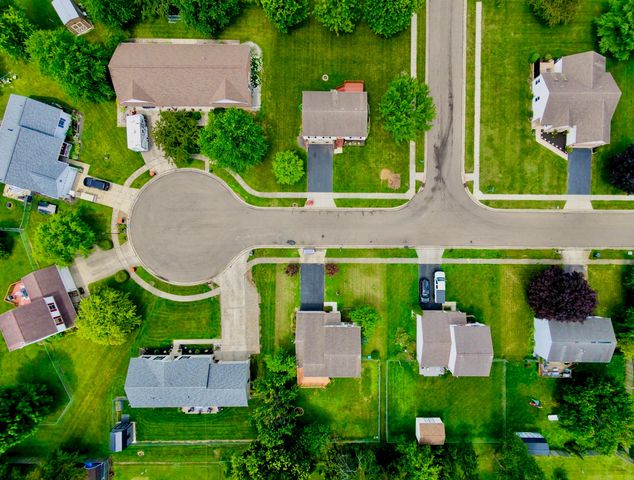 916 Lateglow Court, Newark, OH 43055