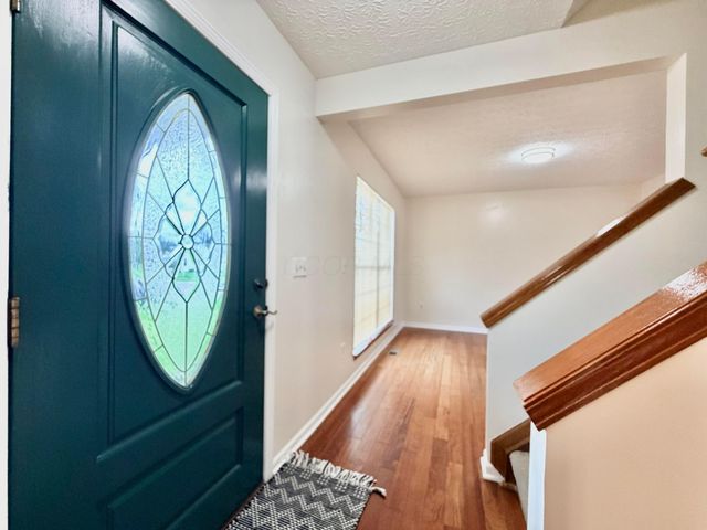 916 Lateglow Court, Newark, OH 43055