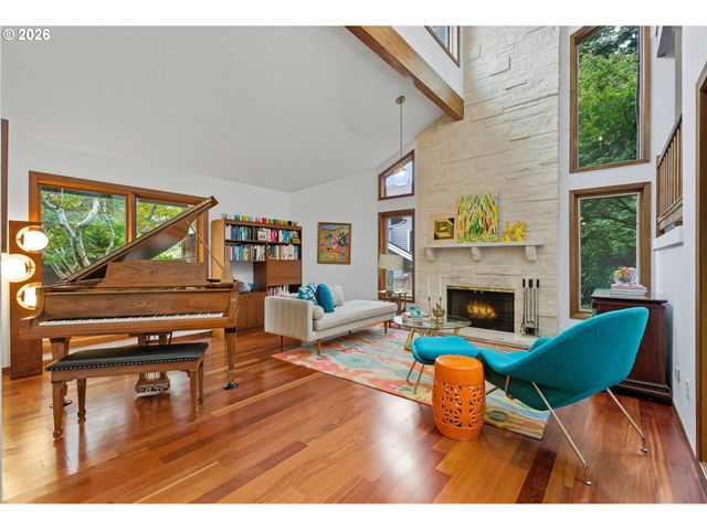 4393 SUNDEW Ct, Lake Oswego, OR 97035