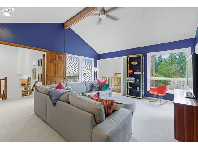 4393 SUNDEW Ct, Lake Oswego, OR 97035