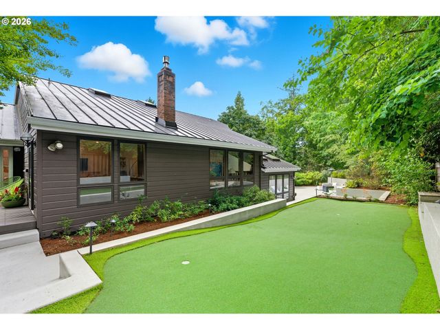 4393 SUNDEW Ct, Lake Oswego, OR 97035