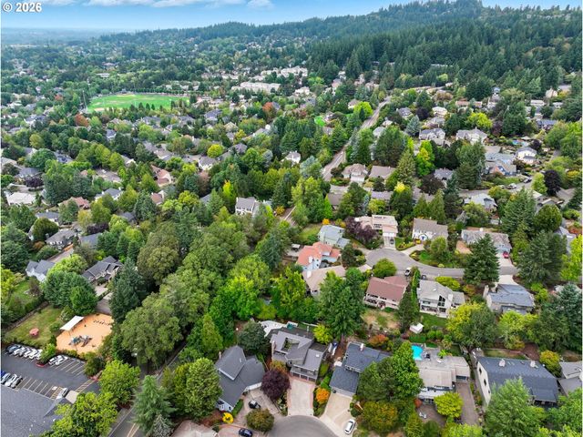 4393 SUNDEW Ct, Lake Oswego, OR 97035